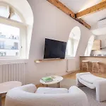 Wonderful Apartment near Champs-élysées